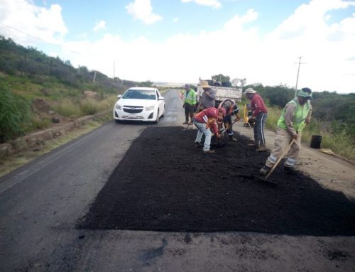 Intensifica Gobierno de Zacatecas trabajos de bacheo y conservación vial en diversos municipios